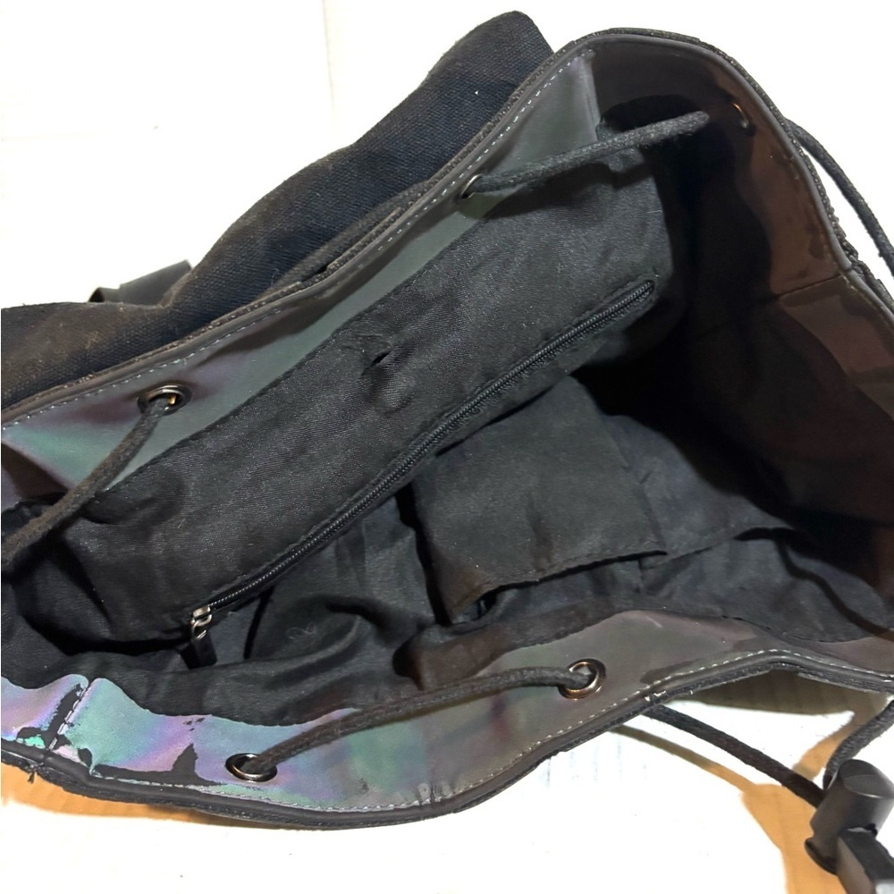 Handmade Geometric Pattern Backpack - Picture 5 of 7